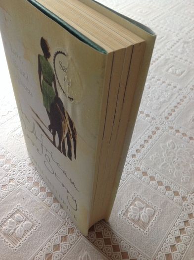 An African Love Story. Love, Life & Elephants.   Daphne Sheldrick.