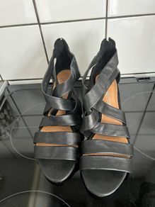 Ladies Clark's shoes size 6.5