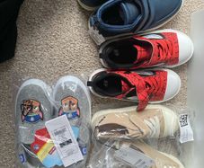 boys shoes 10uk (28eu)