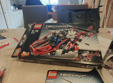 LEGO Technic 8068 Rescue Helicopter  100% Complete with Box