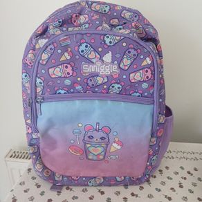 School bag and lunch bag SMIGGLE
