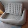 Kids air bed Image 3