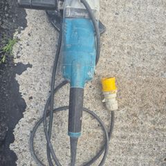 Makita angle grinder