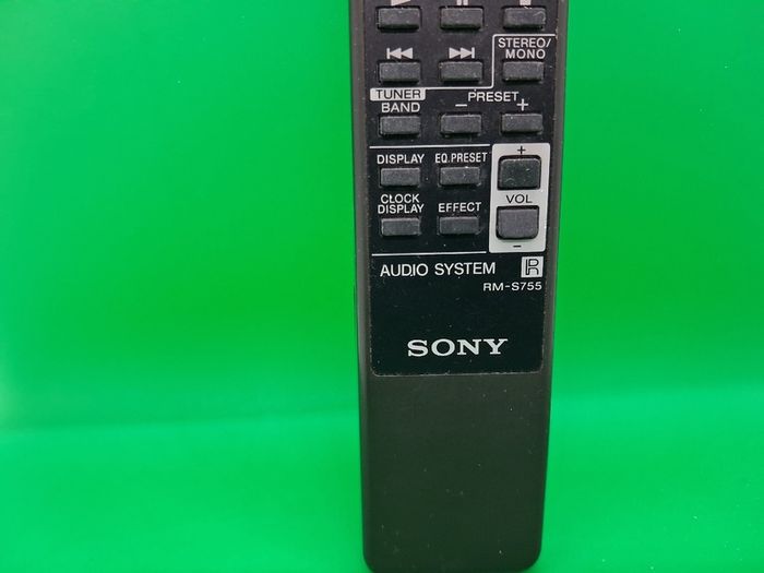 Postage - Sony RM-S755 Remote Control For FH-B650 Audio System / Tested
