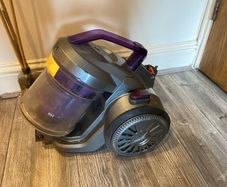 Vacuum Bush with accessories