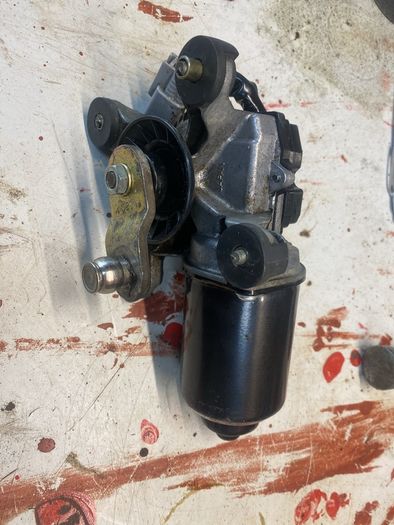 Landcruiser 70 windscreen wiper motor