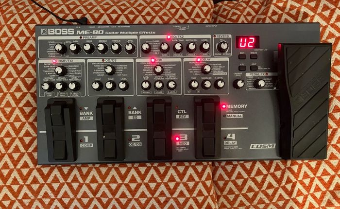 Boss ME-80