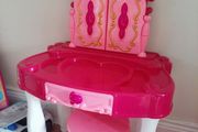 Light &amp; Sounds Vanity Table