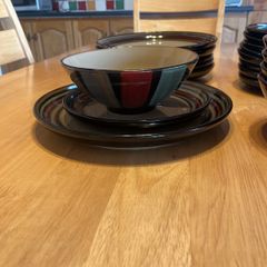 Dinnerware Set