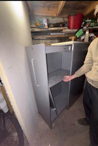 pull out metal tool /storage cabinet