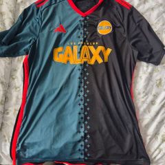 La Galaxy 2024 third shirt