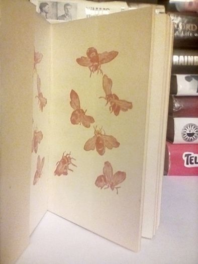 Bees in Amber: A Little Book Of Thoughtful Verse by John Oxenham (LP220)