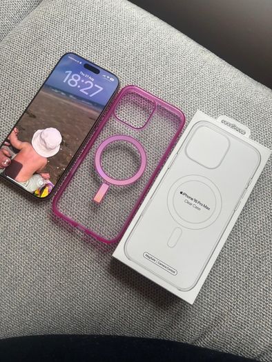 iPhone 16 Pro Max 256GB Gold + 2 cases