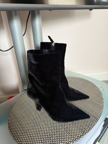 woman boots