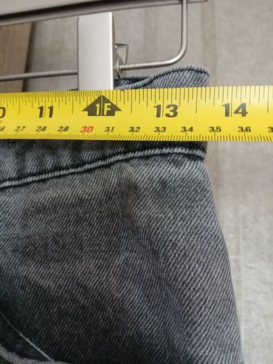 levis relaxed fit tapered leg  Postage included