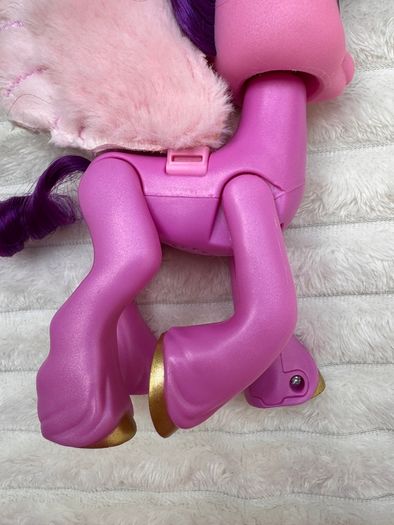 My Little Pony A New Generation Movie Singing Star Princess Petals approx. 7" Used Please see photos