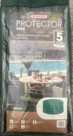 Patio 4/6 seat table cover