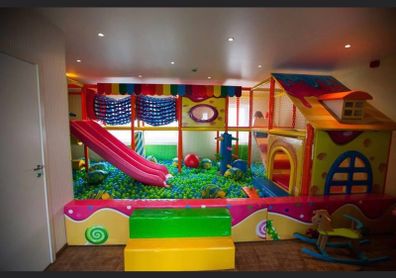 Kids Indoor Playground Equipment (35 square meters)