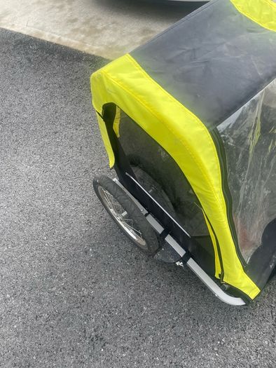 bike trailer