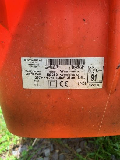 Husqvarna Flymo Hover Vac 280
