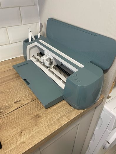 Cricut maker 4 with cricut tools and vinyl