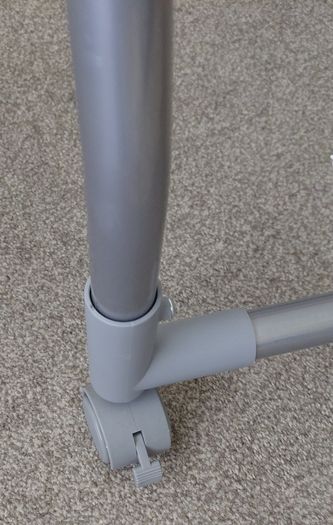 clothes rail