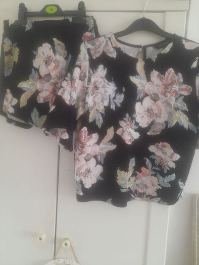ladies / teens 2 piece