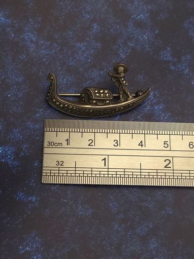 Vintage 925 Sterling Silver & Marcasite Gondola Brooch