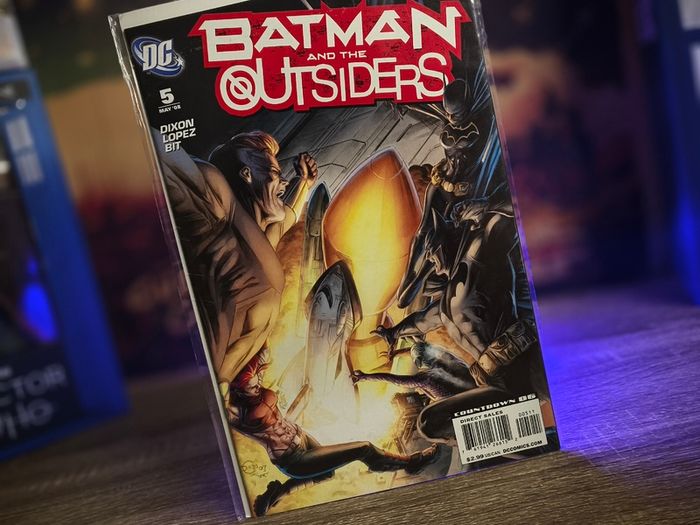 Batman and the Outsiders ! Issues #1-8 ! 2007-2008 ! by DC Comics !
