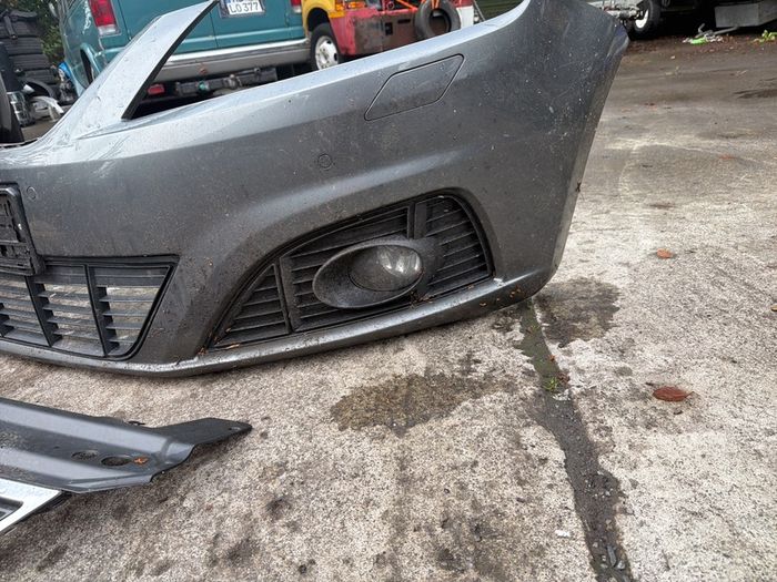 Seat Alhambra front bumper