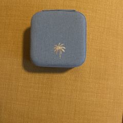 Small/travel jewellery box