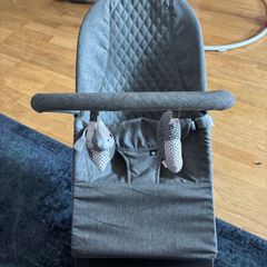 baby gravity bouncer