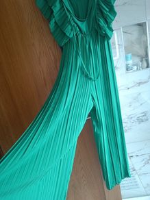Boutique stunning green pleated wide leg catsuit jumpsuit playsuit frills S/M 8 10 12 New  party