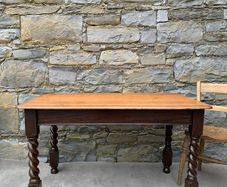 Victorian Solid Oak Dining Table.