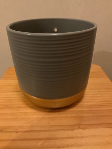 Ceramic Plant Pot