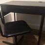 Office desk with chair Image 2