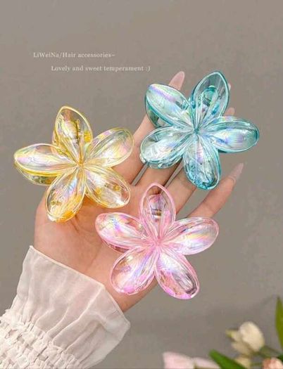 Flower clips