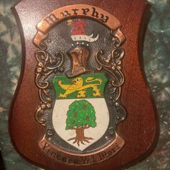 Murphy family crest free postage