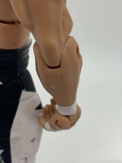 wwe  elite Ringside Exclusive Macho Man Randy Savage action figure