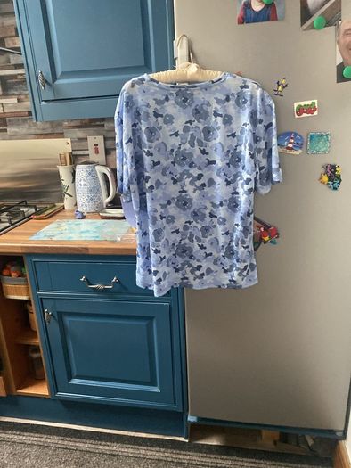 ladies short sleeve top