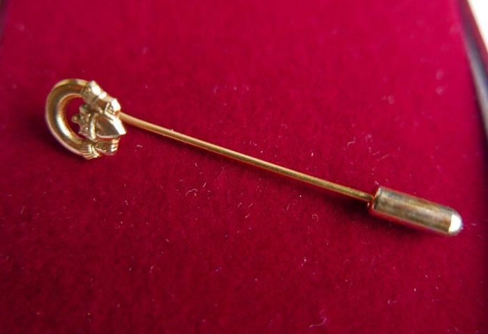 Vintage Claddagh Ancient Style Celtic Gold Filled Stick Pin Lapel Pin