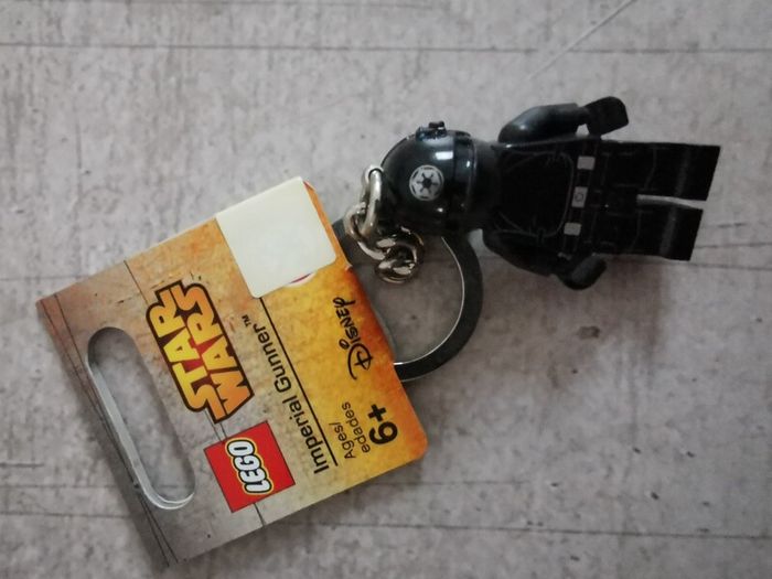 Lego keychain lmperial gunner