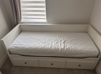 ikea day bed frame