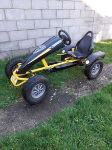 INCAR Yellow Pedal Go Kart