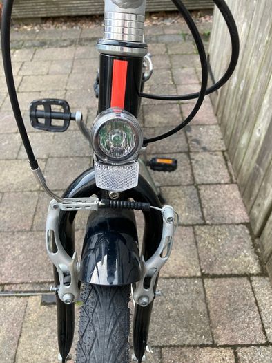 B'Twin / Decathlon Riverside 500 Kids' 20" Hybrid Bike.