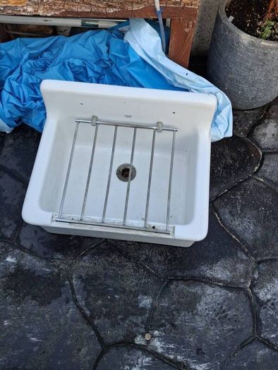 old sink