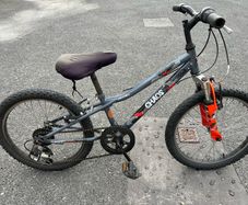 Apollo Chaos Kids Mountain Bike    Shimano 6 Speed