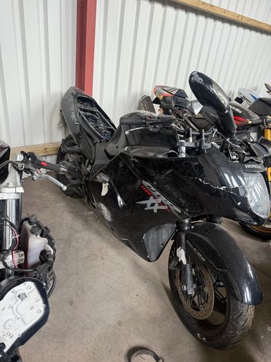 Honda blackbird breaking