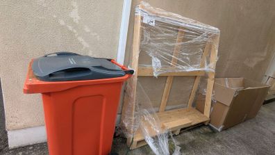 Very large storage and cardboard boxe