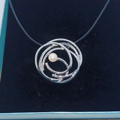 Lovely necklace